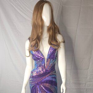 Jovanni Iridescent Sequin V Neck Gown 43059 - Size 6 - NWT